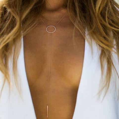 10 hottest and trendiest fashion statements for the minimalist girl!