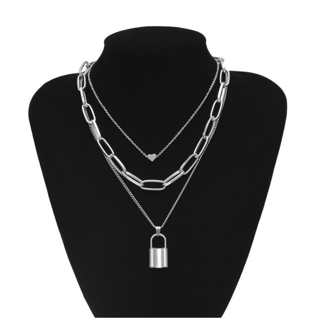 2Pcs/Set Women's Fashion Lock & Key Pendant Necklace