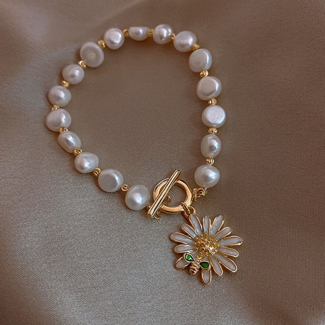 Classic Women's Pearl Inspired Bracelet